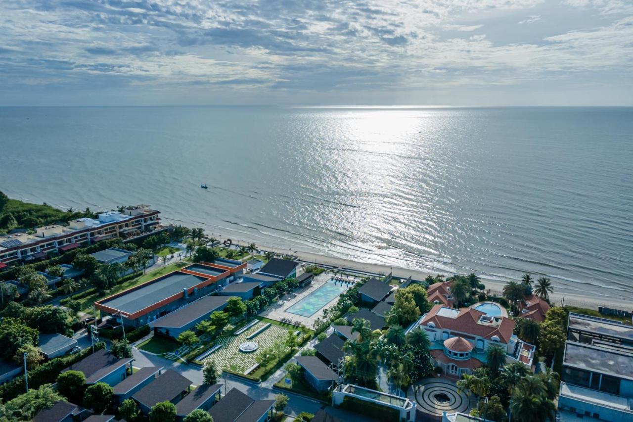 Coral Tree Villa Huahin Ча Ам Екстериор снимка